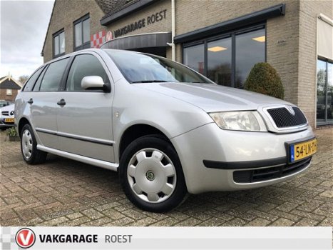 Skoda Fabia Combi - 1.4 16V Automaat Comfort Trekhaak / Cruise control - 1