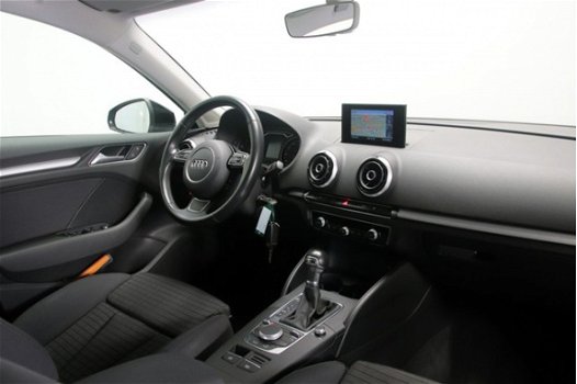 Audi A3 Sportback - 1.6 TDI Ambition Pro Line plus S-Tronic Automaat Xenon-LED Navigatie Climate - 1