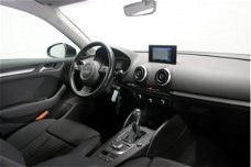 Audi A3 Sportback - 1.6 TDI Ambition Pro Line plus S-Tronic Automaat Xenon-LED Navigatie Climate