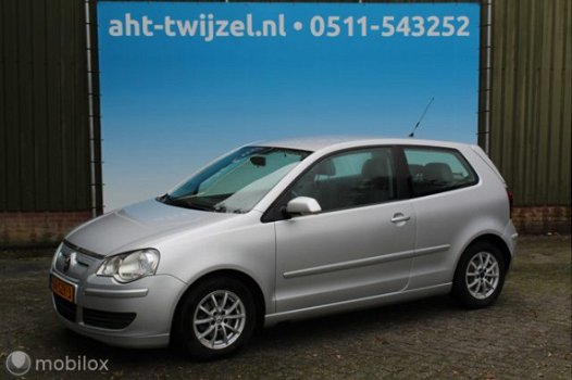 Volkswagen Polo - 1.4 TDI Comfortline BlueMotion - 1