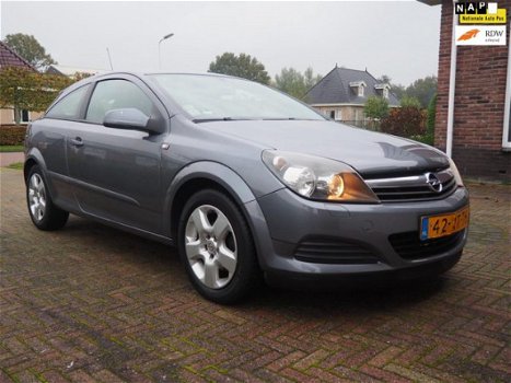 Opel Astra GTC - 1.6 Enjoy | Navigatie | Airco | Trekhaak | LMV | - 1