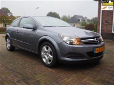 Opel Astra GTC - 1.6 Enjoy | Navigatie | Airco | Trekhaak | LMV |