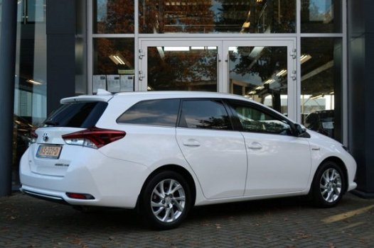 Toyota Auris Touring Sports - Hybrid, Navi, Clima, Panoramadak, DAB radio, etc - 1