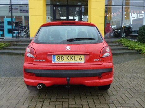 Peugeot 206 - XR 5-Deurs - 1