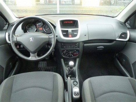 Peugeot 206 - XR 5-Deurs - 1