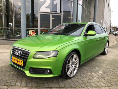 Audi A4 Avant - 2.0 TDI - S line - Xenon - 19 inch - UNIEK - 1