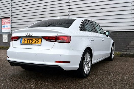 Audi A3 Limousine - 1.4 TFSI CoD Attraction Pro Line RIJKLAAR PRIJS-GARANTIE Navigatie Stoelverwarmi - 1