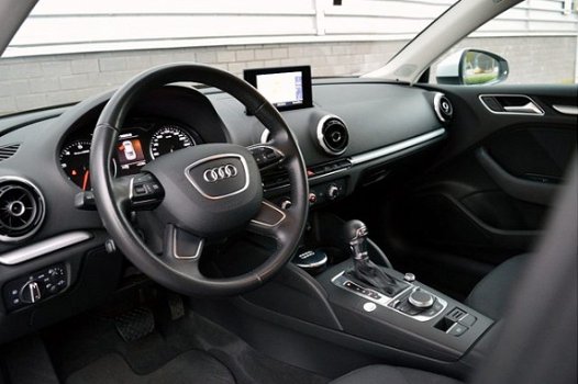 Audi A3 Limousine - 1.4 TFSI CoD Attraction Pro Line RIJKLAAR PRIJS-GARANTIE Navigatie Stoelverwarmi - 1