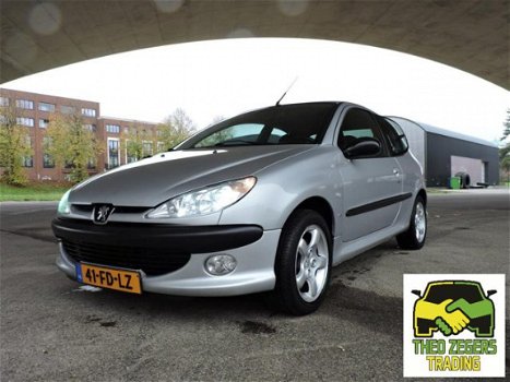 Peugeot 206 - GTI 2.0-16V - 1