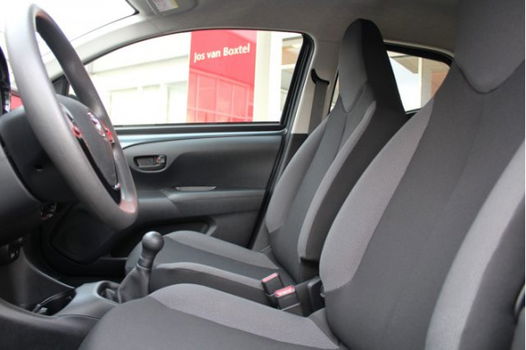 Toyota Aygo - 1.0 VVT-i x-fun 5 DEURS/ BLUETOOTH/ AIRCO/ EL. RAMEN - 1