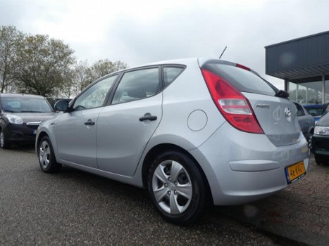 Hyundai i30 - 1.4 CVVT BLUE 5DR Active Cool AIRCO - 1