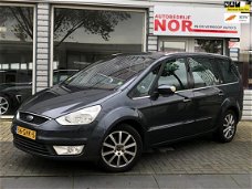 Ford Galaxy - 2.0-16V Ghia 7 persoons Panorama Navi