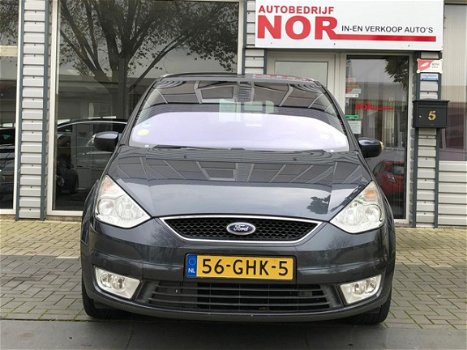 Ford Galaxy - 2.0-16V Ghia 7 persoons Panorama Navi - 1