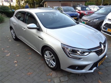 Renault Mégane - 1.5 DCI . ECC/NAVI/AUDIO/CR-CONTROL - 1