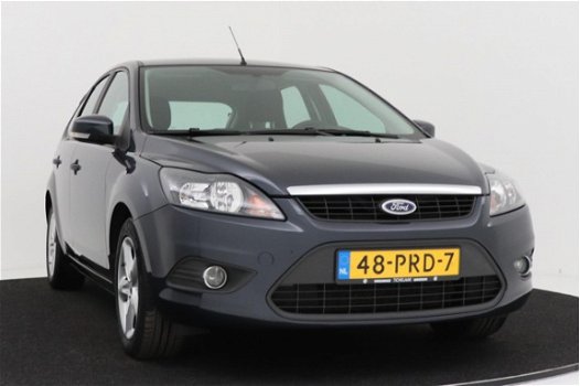 Ford Focus - 1.6 Comfort | Parkeersensoren | Trekhaak | Org NL - 1