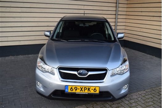 Subaru XV - 2.0i Luxury AWD Trekhaak 1.600KG Trekgewicht - 4 seizoen banden - Rijklaarprijs - 1