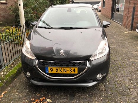 Peugeot 208 - 1.2 VTi Envy 5-Deurs/airco-Ecc/navi/Mistlampen - 1