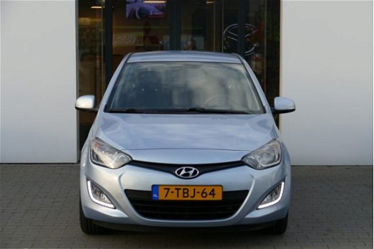 Hyundai i20 - 1.2i i-Deal | Navigatie - 1
