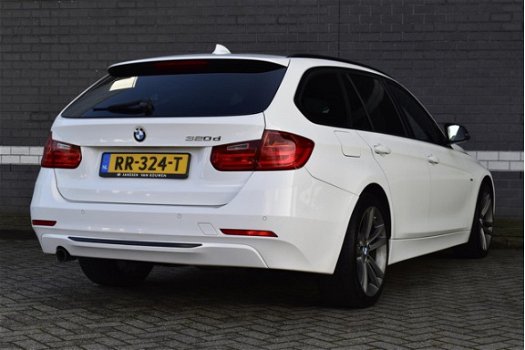 BMW 3-serie Touring - 320XD 184pk Aut / Pano / Navi - 1