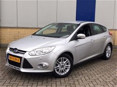 Ford Focus - 1.0 Ecoboost 100 pk Titanium Navigatie