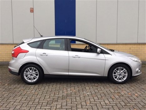 Ford Focus - 1.0 Ecoboost 100 pk Titanium Navigatie - 1