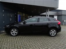 Volvo V40 - D2 Momentum Business Pack Connect