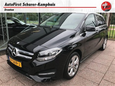 Mercedes-Benz B-klasse - B180 Ambition Nieuw Model Half Leder Xenon Navi Trekhaak - 1