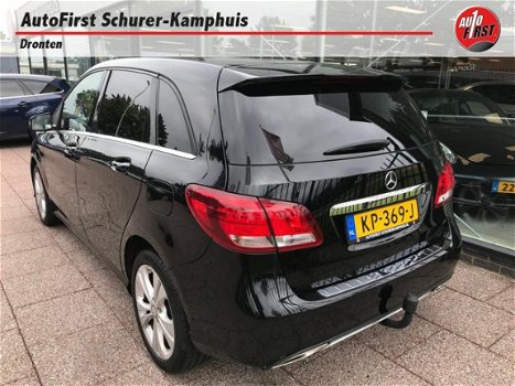 Mercedes-Benz B-klasse - B180 Ambition Nieuw Model Half Leder Xenon Navi Trekhaak - 1