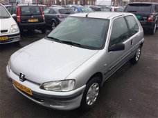 Peugeot 106 - 1.1 Accent ZEER ZUINIG