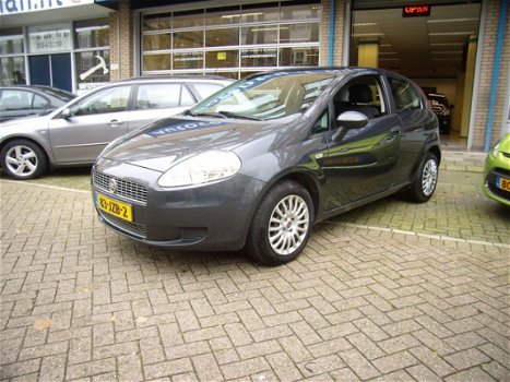 Fiat Punto Evo - 1.2 Active airco benzine - 1