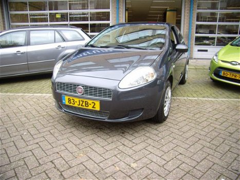 Fiat Punto Evo - 1.2 Active airco benzine - 1