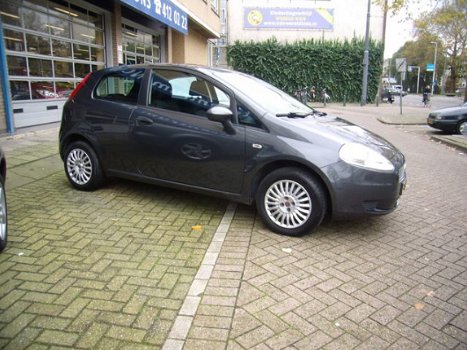 Fiat Punto Evo - 1.2 Active airco benzine - 1