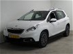 Peugeot 2008 - 1.2 VTi 82pk Active met Navigatie - 1 - Thumbnail