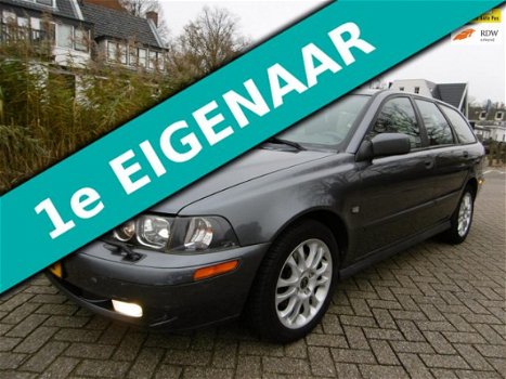 Volvo V40 - 2.0 Europa Prestige 136pk Leder 1e eigenaar Clima Cruise Etc - 1