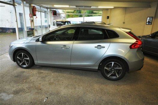 Volvo V40 - HATCHBACK T2 - 1