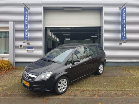 Opel Zafira - 1.9 CDTi Cosmo Airco/Navi/ 7-Persoons - 1