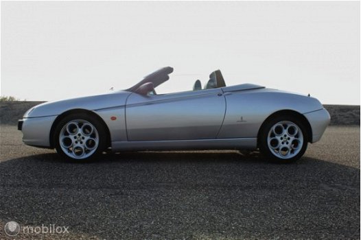 Alfa Romeo Spider - 2.0 JTS | 117.000 km | Inruil welkom - 1