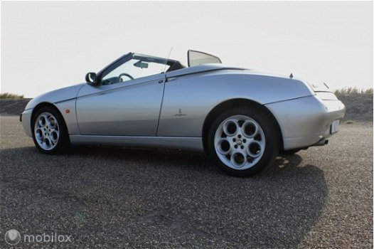 Alfa Romeo Spider - 2.0 JTS | 117.000 km | Inruil welkom - 1