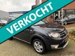 Dacia Sandero - 0.9 TCe Stepway Lauréate Navigatie, Trekhaak, Pdc achter, slechts 29.688 km - 1 - Thumbnail