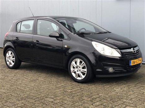 Opel Corsa - 1.2-16V Cosmo Automaat/Climate/16inch/PDC achter - 1