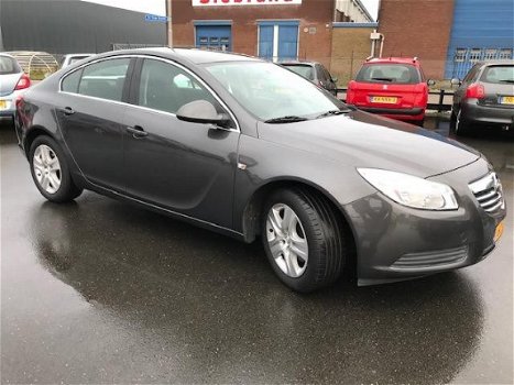 Opel Insignia - 1.6 T Edition 132KW 2009 101dkm. NAP voor 8650, - euro - 1