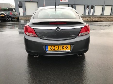 Opel Insignia - 1.6 T Edition 132KW 2009 101dkm. NAP voor 8650, - euro - 1