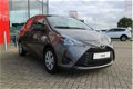 Toyota Yaris - 1.0 VVT-i Energy | Rijklaar incl. Fabrieksgarantie | - 1 - Thumbnail
