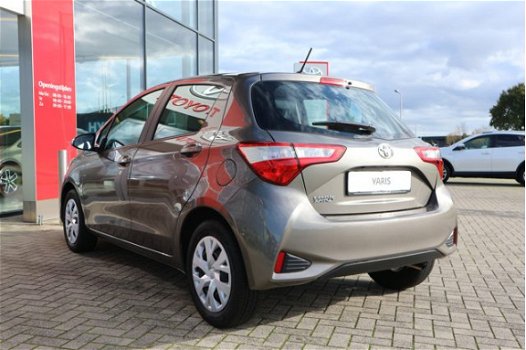 Toyota Yaris - 1.0 VVT-i Energy | Rijklaar incl. Fabrieksgarantie | - 1