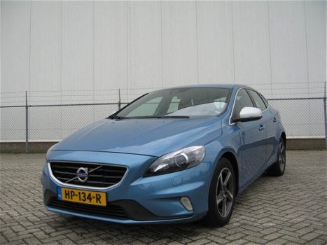 Volvo V40 - 2.0 D2 R-Design Bns - 1