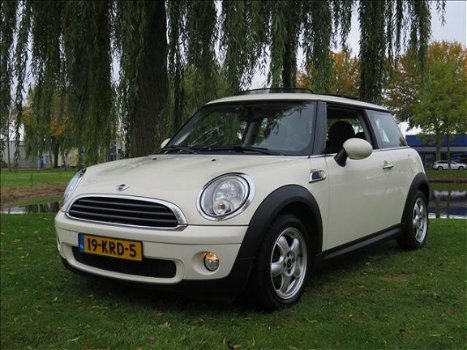 Mini Mini One - 1.4 Anniv. MK II PANORAMA-OPEN DAK HALF-LEDER CRUISE *NL-AUTO - 1