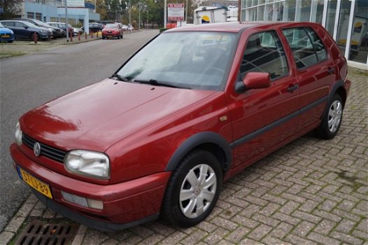 Volkswagen Golf - 1.6 Milestone Sport ELEKTR. PAKKET * APK * VOL DEALER ONDERHOUDEN * NAP - 1