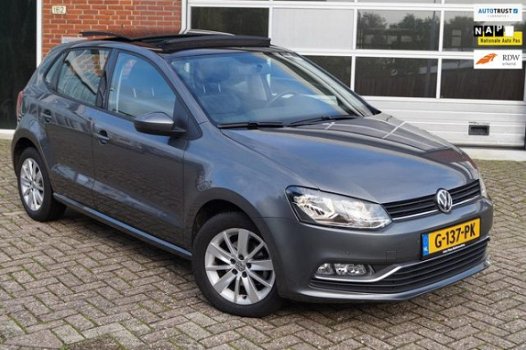 Volkswagen Polo - 1.2 TSI Highline * PANO * DSG * PDC * AUX * GARANTIE * APK * INRUIL MOGELIJK - 1