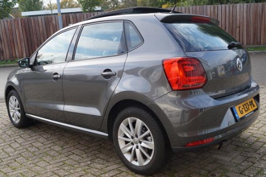 Volkswagen Polo - 1.2 TSI Highline * PANO * DSG * PDC * AUX * GARANTIE * APK * INRUIL MOGELIJK - 1