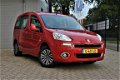 Peugeot Partner Tepee - 1.6 VTi Style|120PK|2014|80.649KM|zeer nette auto| - 1 - Thumbnail